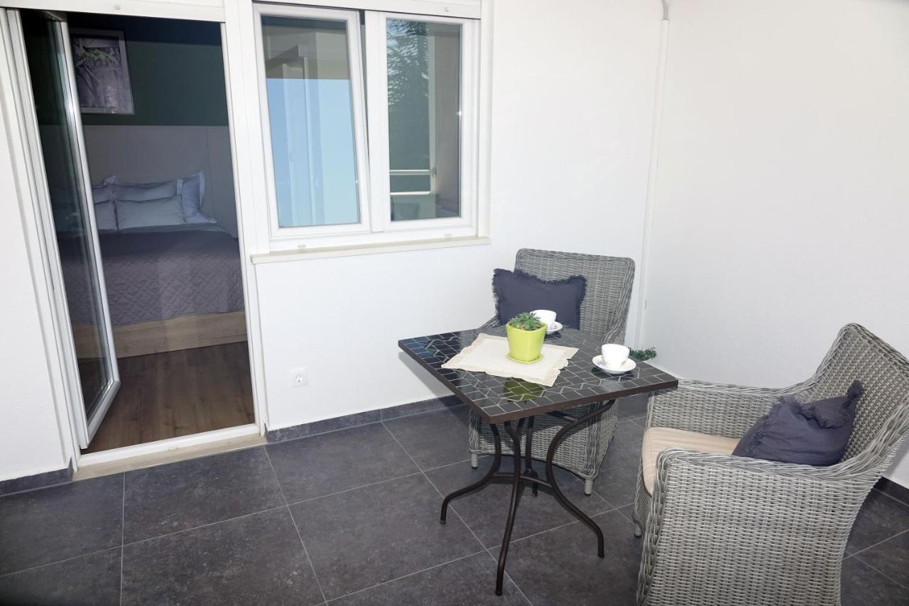 Apartments Bombonin Makarska Exterior foto